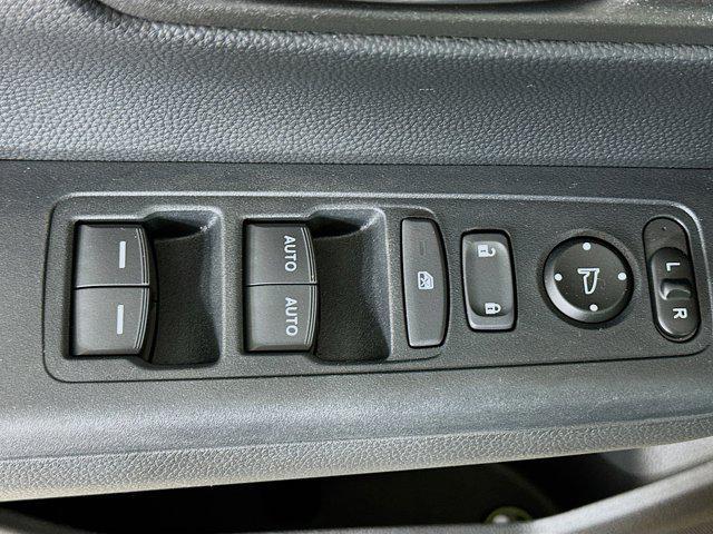 Photo of 2025 Crystal Black Pearl Honda CR-V Hybrid
