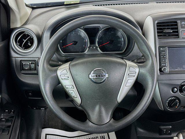 Photo of 2019 Deep Blue Pearl Nissan Versa