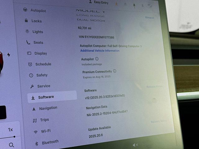 Photo of 2021 Red Multi-Coat Tesla Model Y