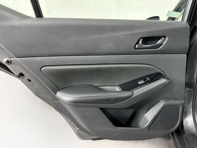 Photo of 2023 Gun Metallic Nissan Altima
