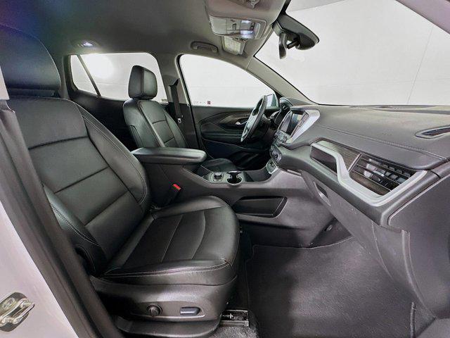 Photo of 2024 Summit White GMC Terrain
