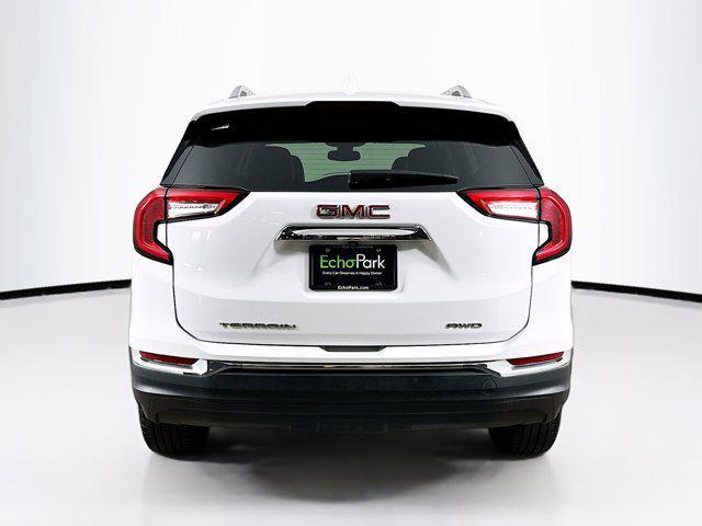 Photo of 2024 Summit White GMC Terrain
