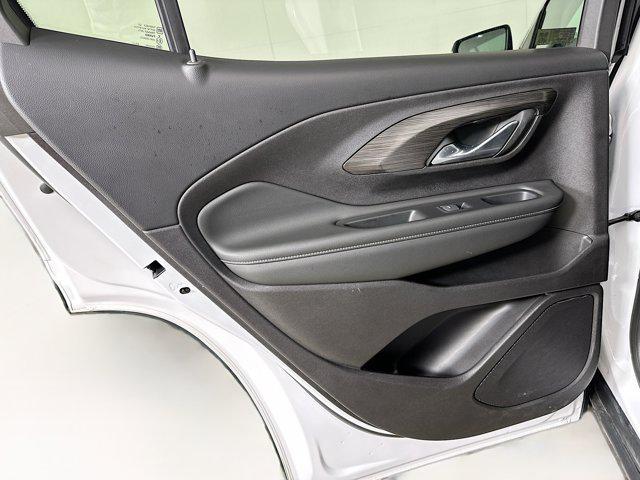 Photo of 2024 Summit White GMC Terrain