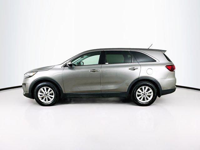 Photo of 2019 Titanium Silver Kia Sorento