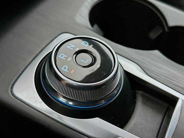 Photo of 2023 Iconic Silver Metallic Ford Escape