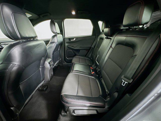 Photo of 2023 Iconic Silver Metallic Ford Escape