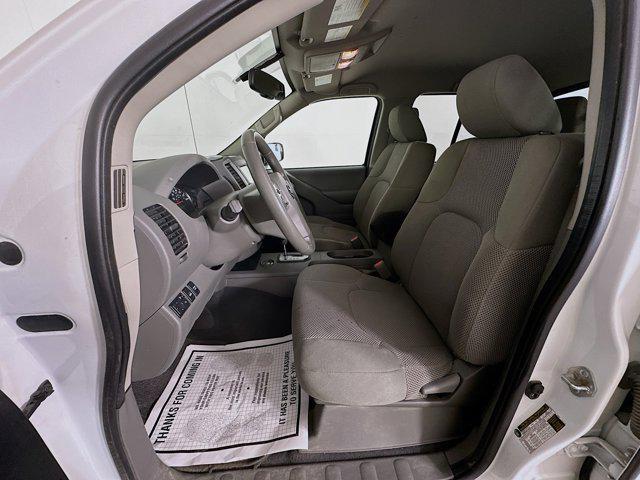 Photo of 2020 Glacier White Nissan Frontier