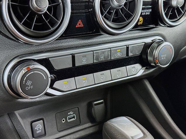 Photo of 2024 Gun Metallic Nissan Sentra