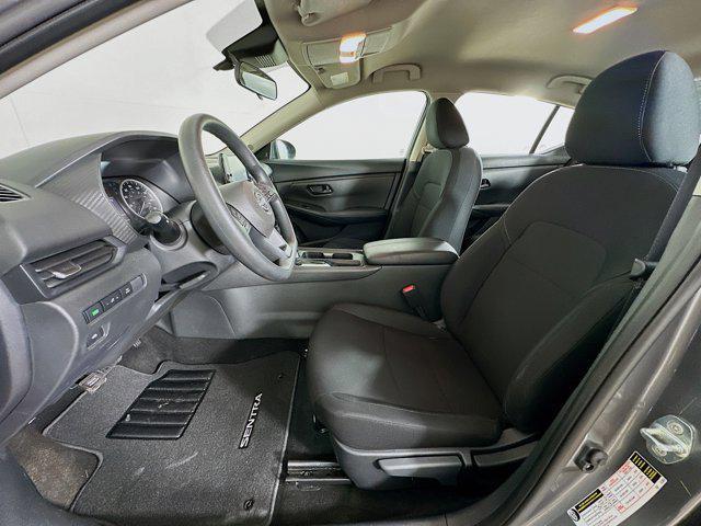 Photo of 2024 Gun Metallic Nissan Sentra