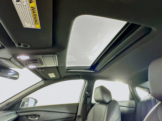 Photo of 2025 Platinum White Pearl Honda Accord Hybrid