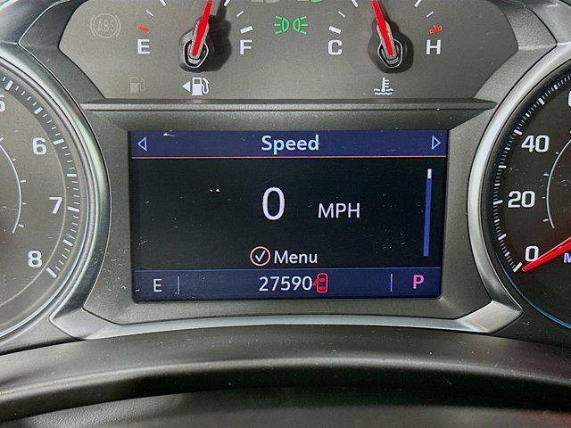 Photo of 2022 Summit White Chevrolet Equinox