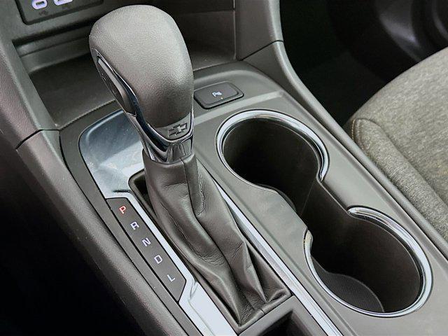 Photo of 2022 Summit White Chevrolet Equinox