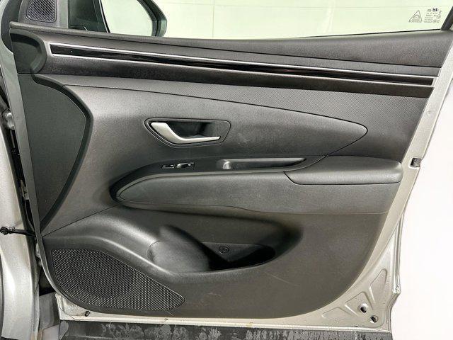 Photo of 2024 Shimmering Silver Hyundai TUCSON