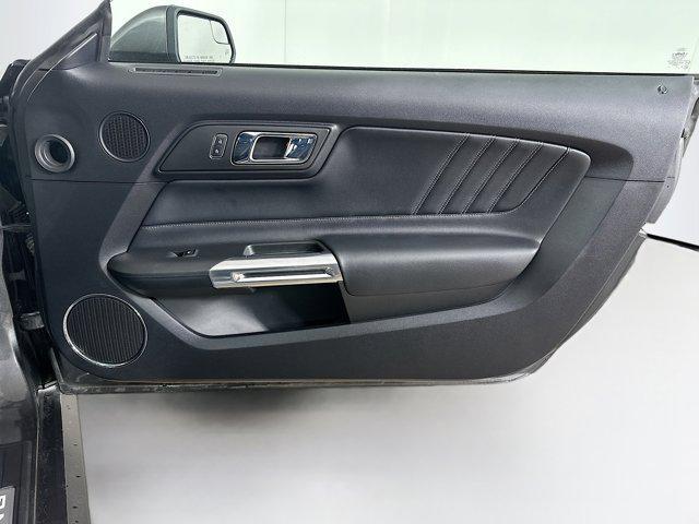Photo of 2017 Magnetic Metallic Ford Mustang