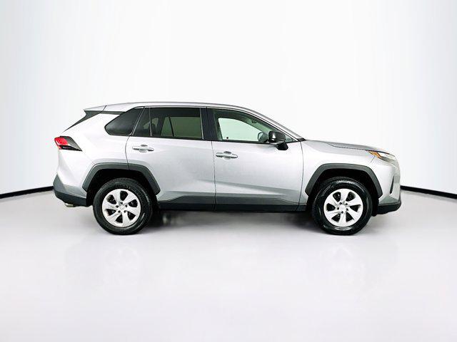 Photo of 2023 Silver Sky Metallic Toyota RAV4