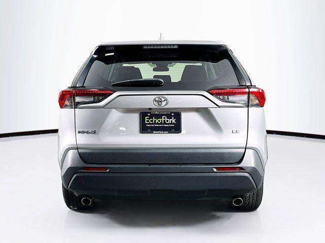 Photo of 2023 Silver Sky Metallic Toyota RAV4