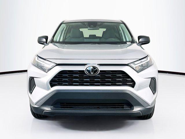 Photo of 2023 Silver Sky Metallic Toyota RAV4