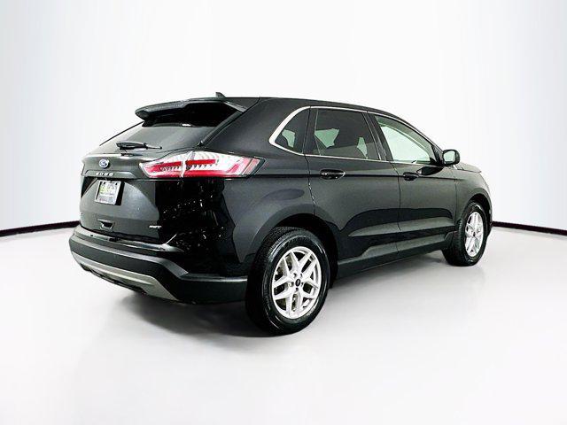 Photo of 2024 Agate Black Metallic Ford Edge