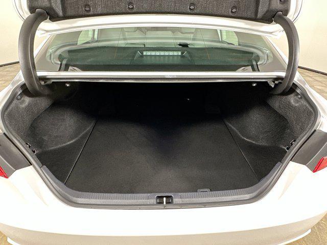 Photo of 2024 Ice Cap Toyota Camry