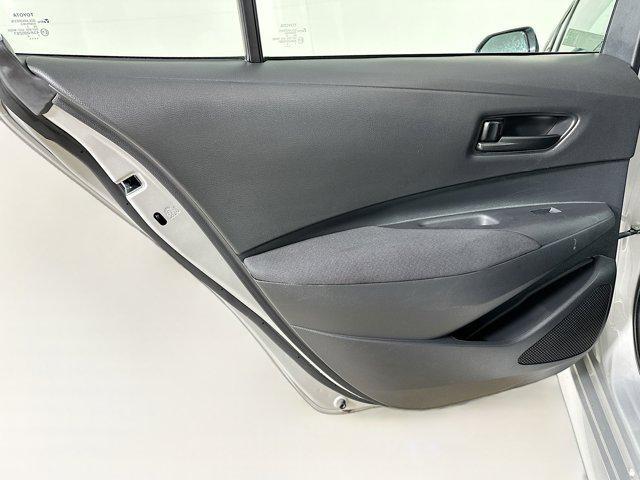 Photo of 2023 Classic Silver Metallic Toyota Corolla