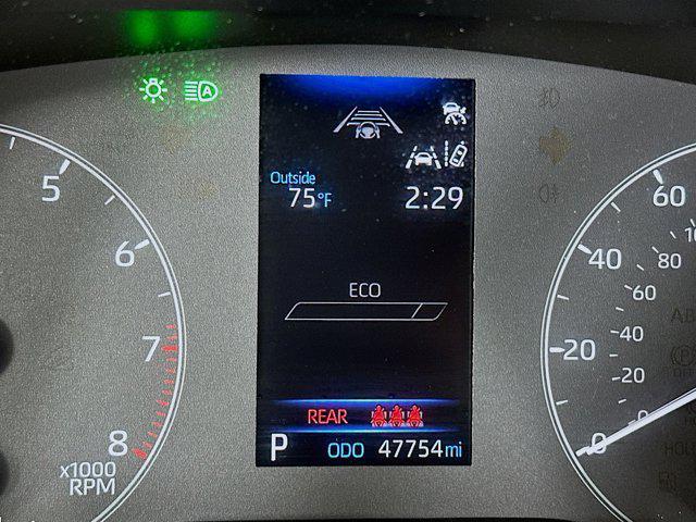 Photo of 2023 Classic Silver Metallic Toyota Corolla