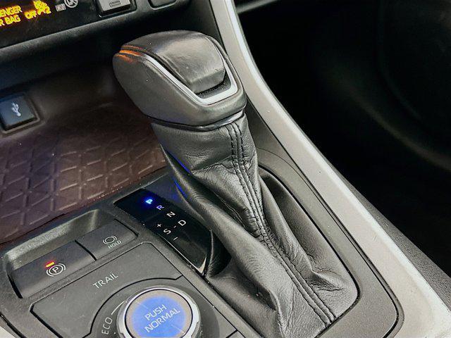 Photo of 2020 Blizzard Pearl Toyota RAV4 Hybrid