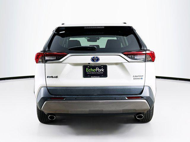 Photo of 2020 Blizzard Pearl Toyota RAV4 Hybrid