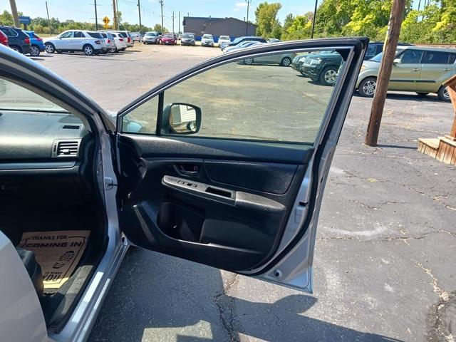 Photo of 2014 Ice Silver Metallic Subaru Impreza