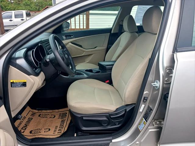 Photo of 2015 SILVER Kia Optima