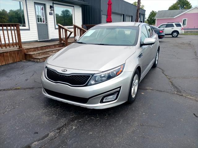Photo of 2015 SILVER Kia Optima