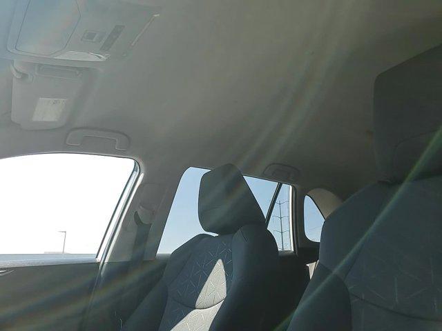 Photo of 2020 Super White Toyota RAV4