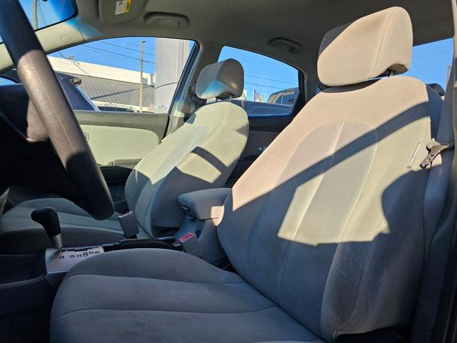 Photo of 2009 Obsidian Black Hyundai ELANTRA