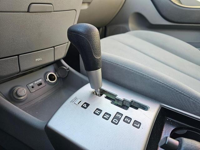 Photo of 2009 Obsidian Black Hyundai ELANTRA