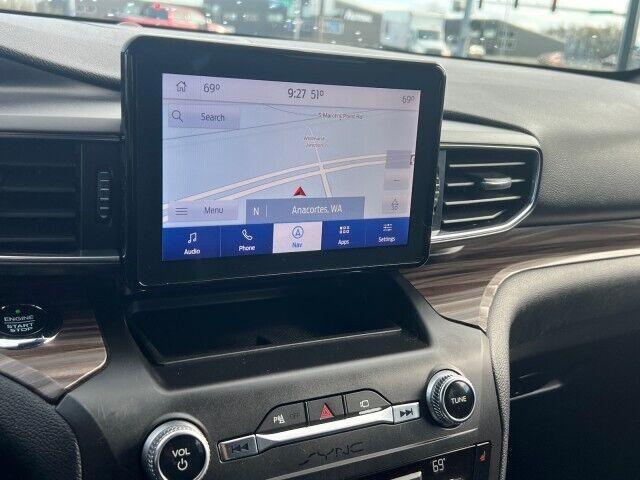 Photo of 2020 Oxford White Ford Explorer