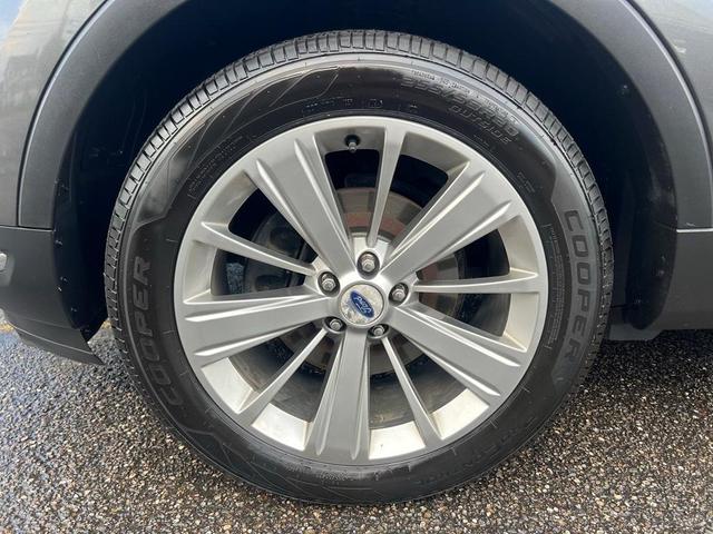 Photo of 2018 Magnetic Metallic Ford Explorer