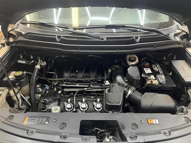 Photo of 2018 Magnetic Metallic Ford Explorer