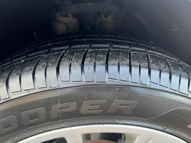 Photo of 2018 Magnetic Metallic Ford Explorer