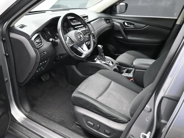 Photo of 2020 Gun Metallic Nissan Rogue
