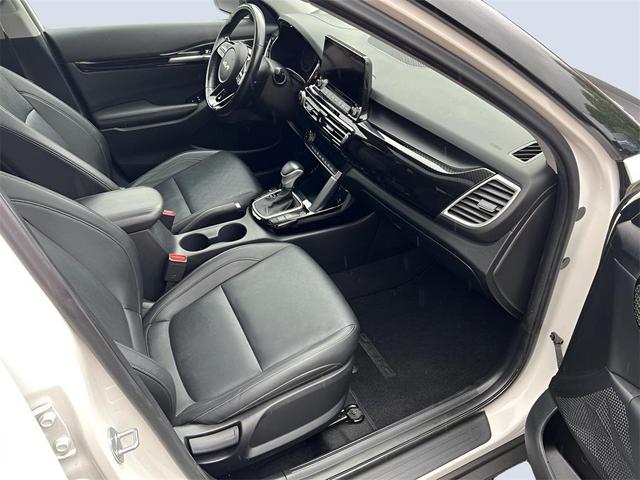 Photo of 2022 Snow White Pearl Kia Seltos