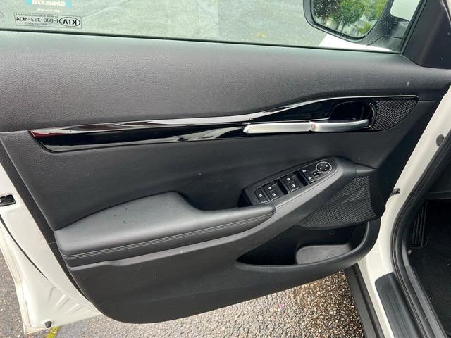 Photo of 2022 Snow White Pearl Kia Seltos