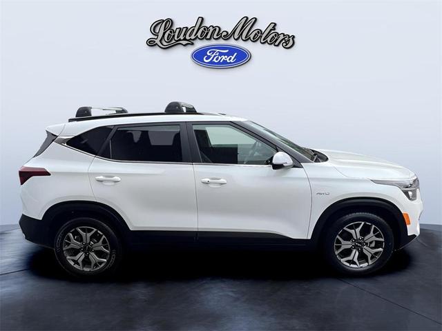 Photo of 2022 Snow White Pearl Kia Seltos
