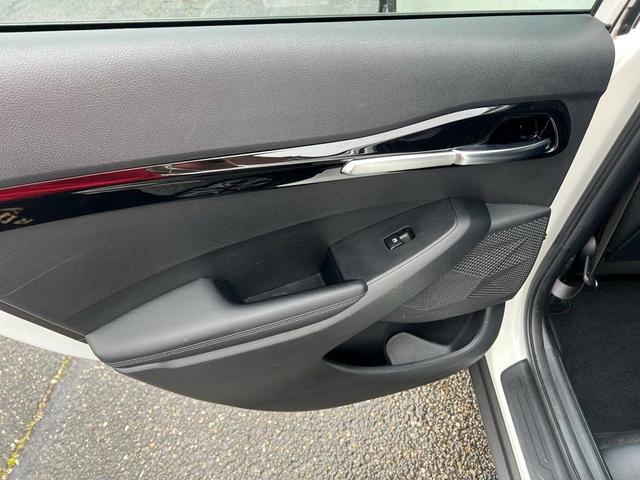 Photo of 2022 Snow White Pearl Kia Seltos