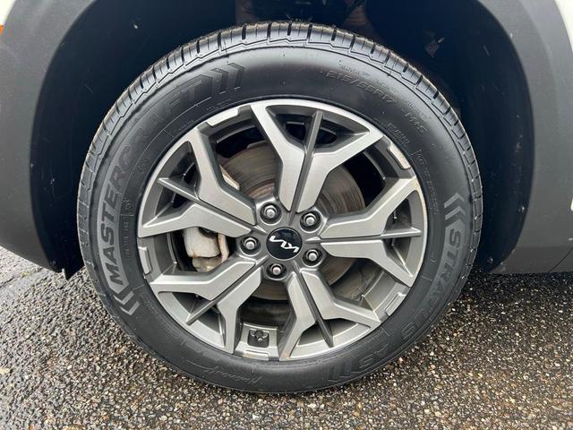 Photo of 2022 Snow White Pearl Kia Seltos