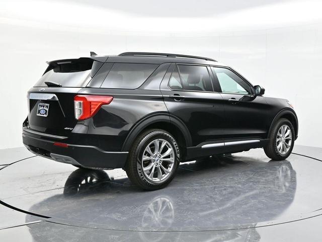 Photo of 2022 Agate Black Metallic Ford Explorer