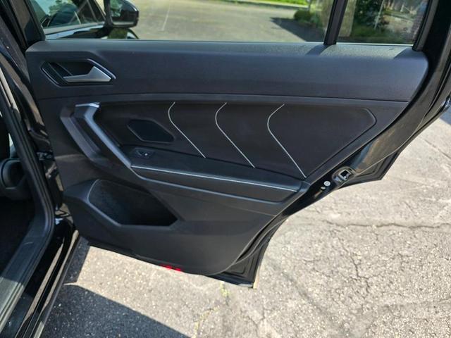 Photo of 2023 Deep Black Pearl Effect Volkswagen Tiguan