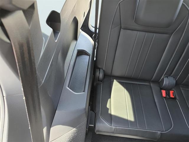 Photo of 2023 Deep Black Pearl Effect Volkswagen Tiguan