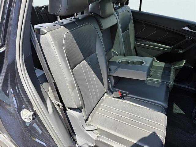 Photo of 2023 Deep Black Pearl Effect Volkswagen Tiguan