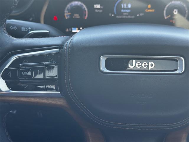 Photo of 2023 Velvet Red Pearlcoat Jeep Grand Cherokee L