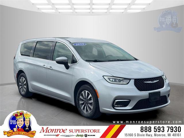 2023 Chrysler Pacifica Hybrid