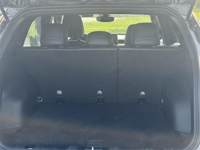 Photo of 2023 Granite Crystal Metallic Clearcoat Jeep Compass